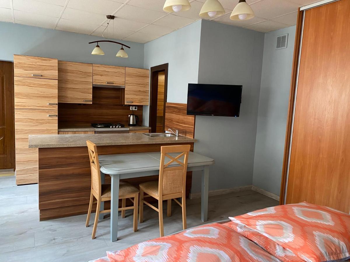 Kawalerka Fredry 3/14 Apartman Poznań Kültér fotó